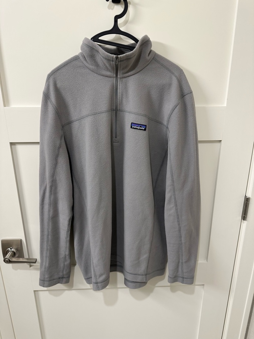 Patagonia Light Gray Fleece Pullover with Logo Tag